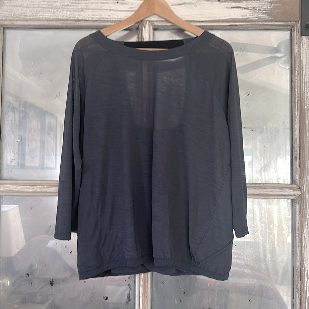 Athleta long sleeve crepe open back lightweight athletic top sz XL